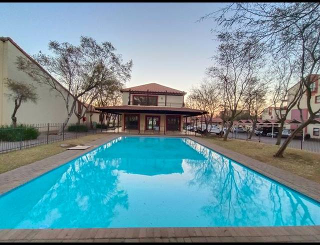 1 BEDROOM APARTMENT FOR SALE IN OUKRAAL ESTATE